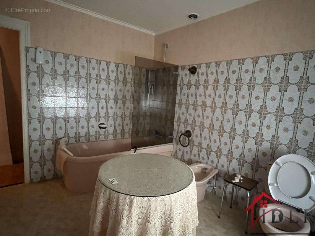 Maison à BOURBONNE-LES-BAINS