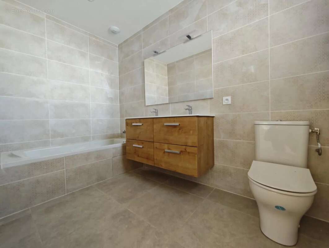Maison neuve plain pied type 4 avec garage et piscine - photo 6