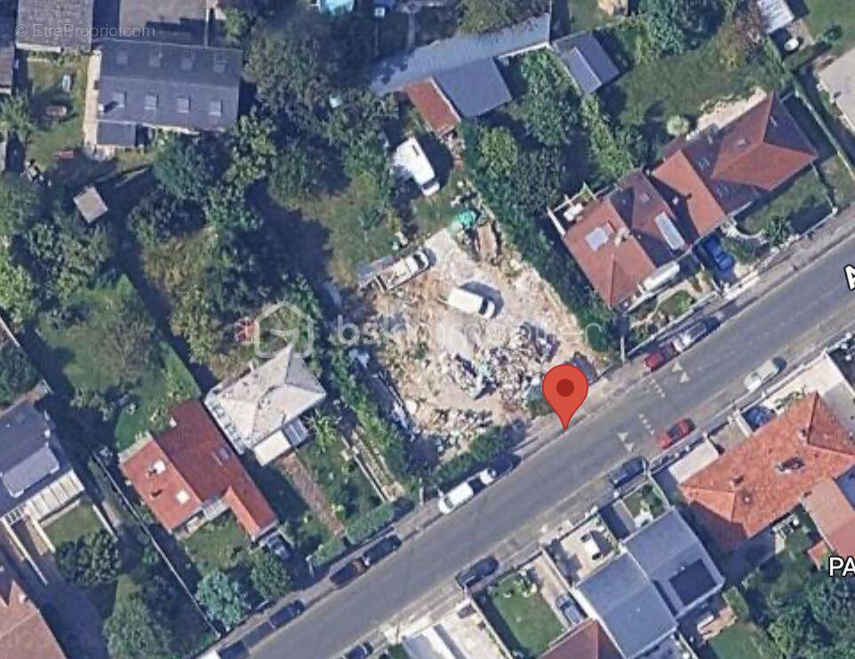 Terrain à VILLEMOISSON-SUR-ORGE