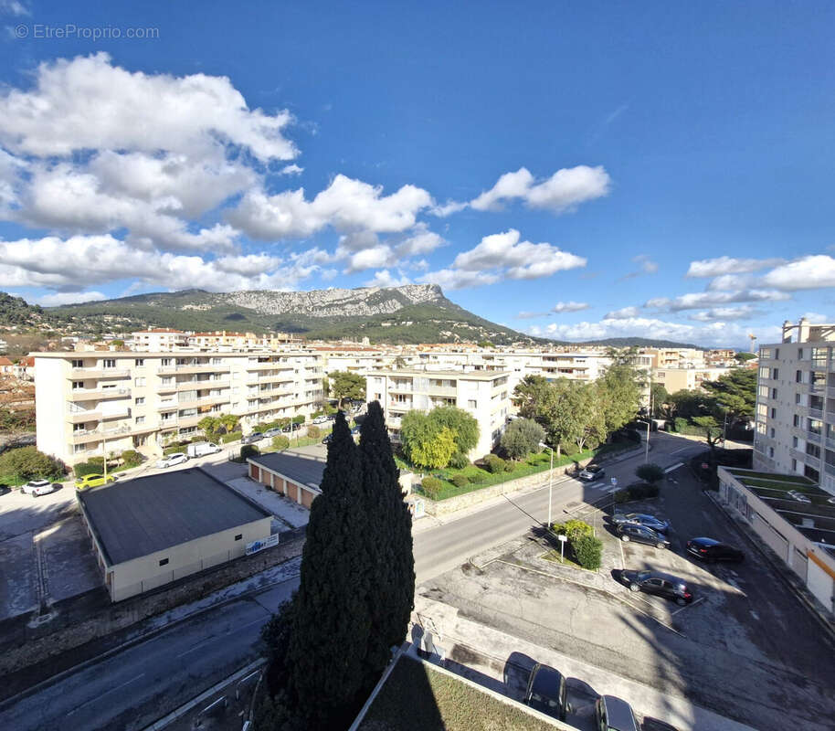 Appartement à LA VALETTE-DU-VAR