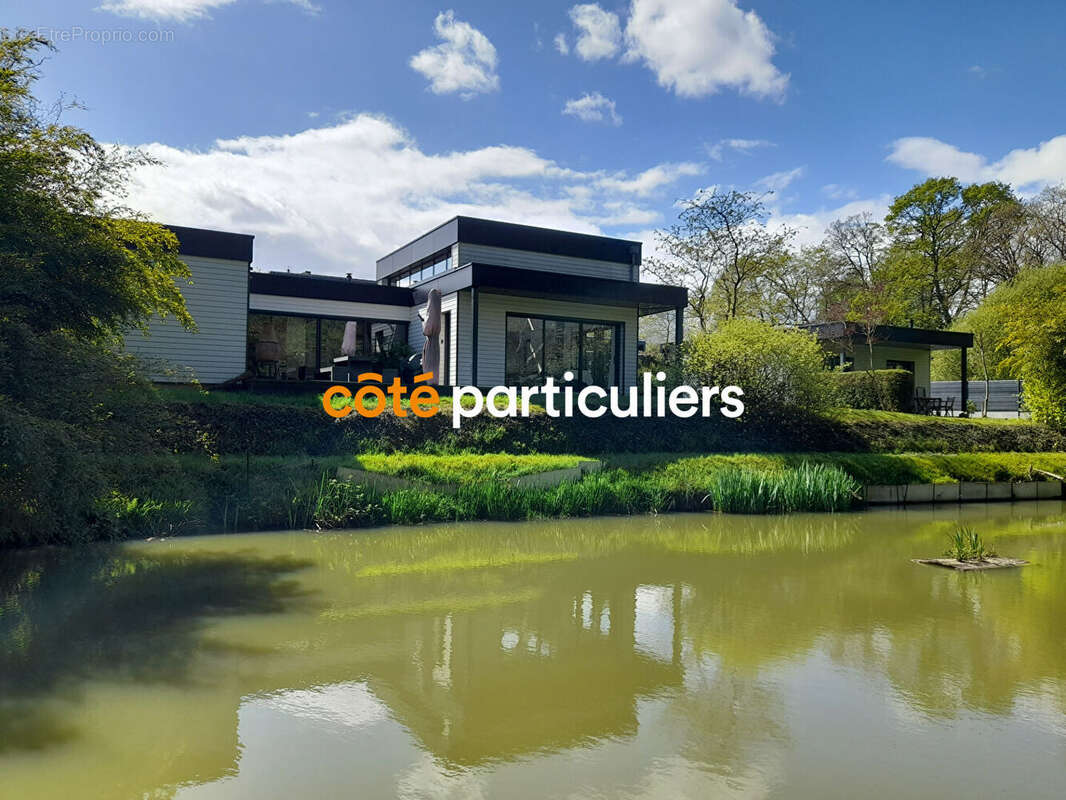 Maison et Gîte Mesnil Roc'H 7 pièces 205 m2 - photo 2