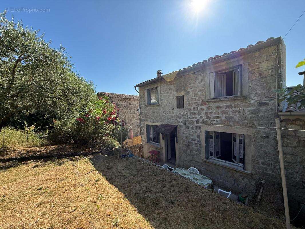 Maison à RIBES