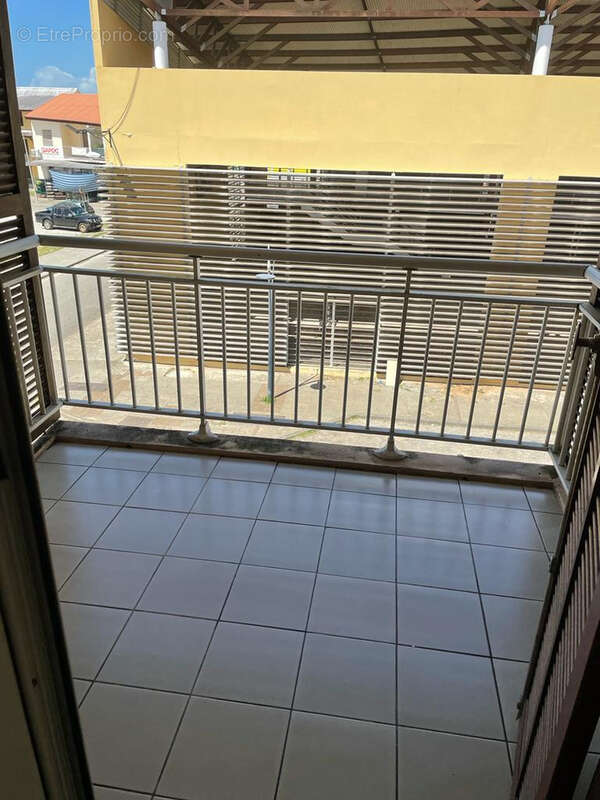 Appartement à KOUROU