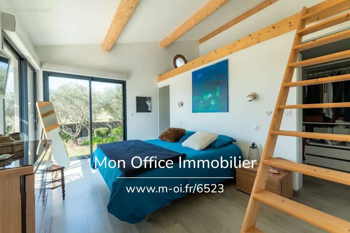 Maison à VELAUX