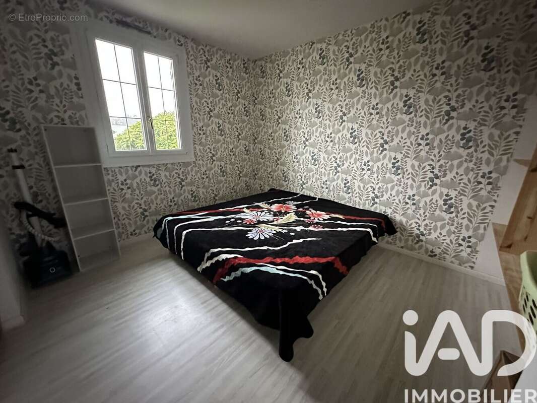 Photo 8 - Maison à LANDIVISIAU