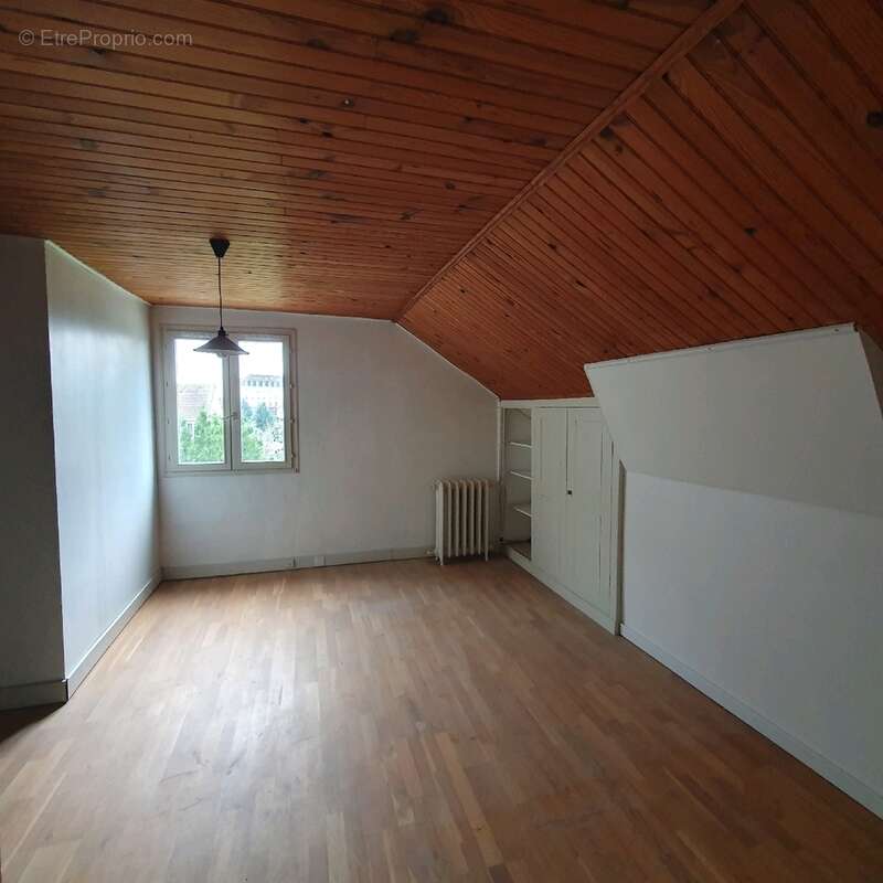 Maison à MANTES-LA-JOLIE