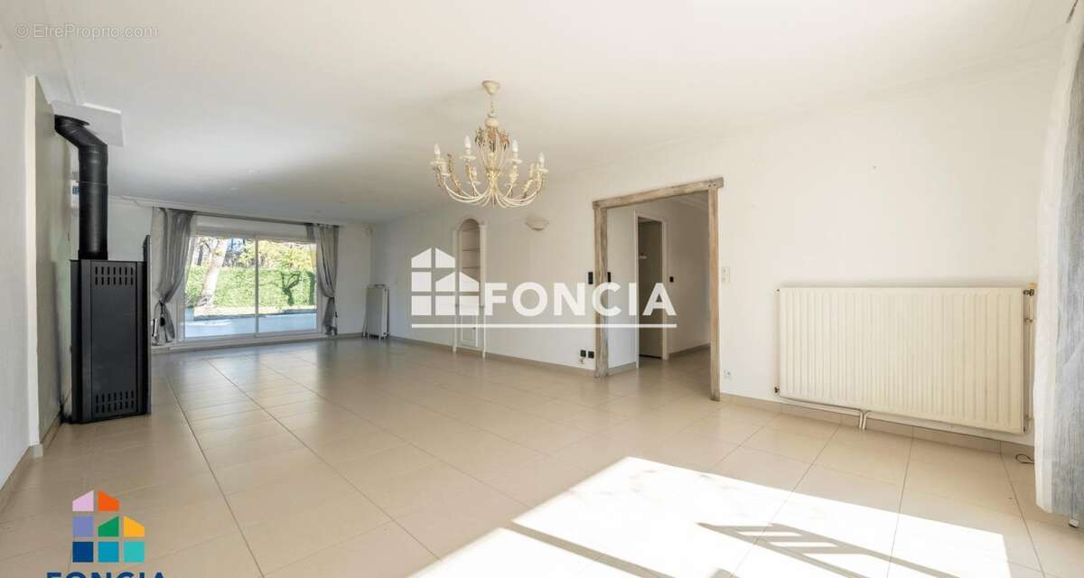 Maison à LE HAILLAN