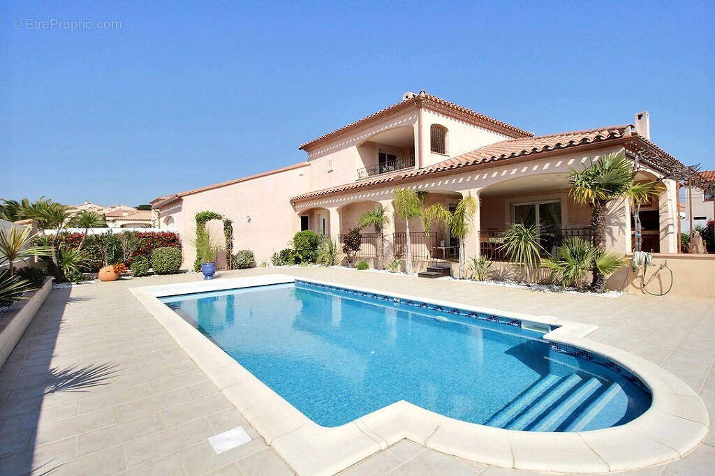 Maison à SAINT-CYPRIEN