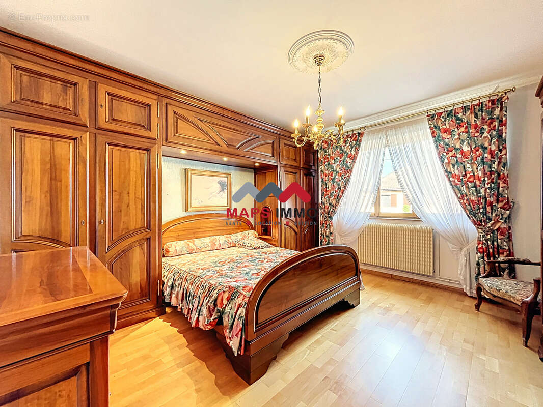 Maison à ERNOLSHEIM-BRUCHE