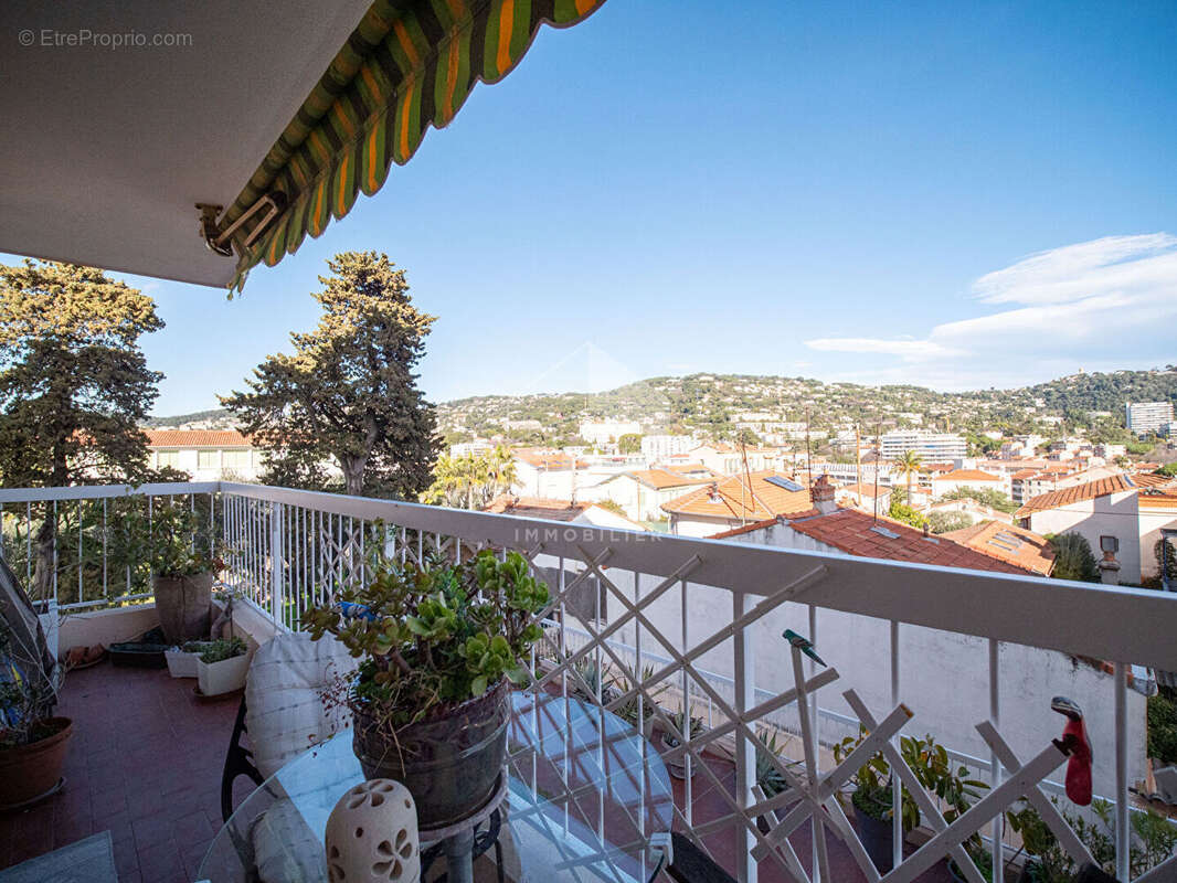 Appartement à CANNES