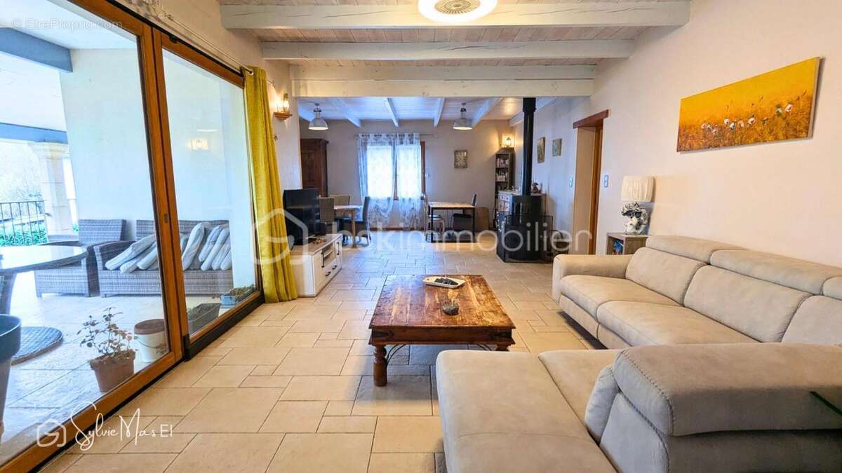 Maison à MONTAYRAL
