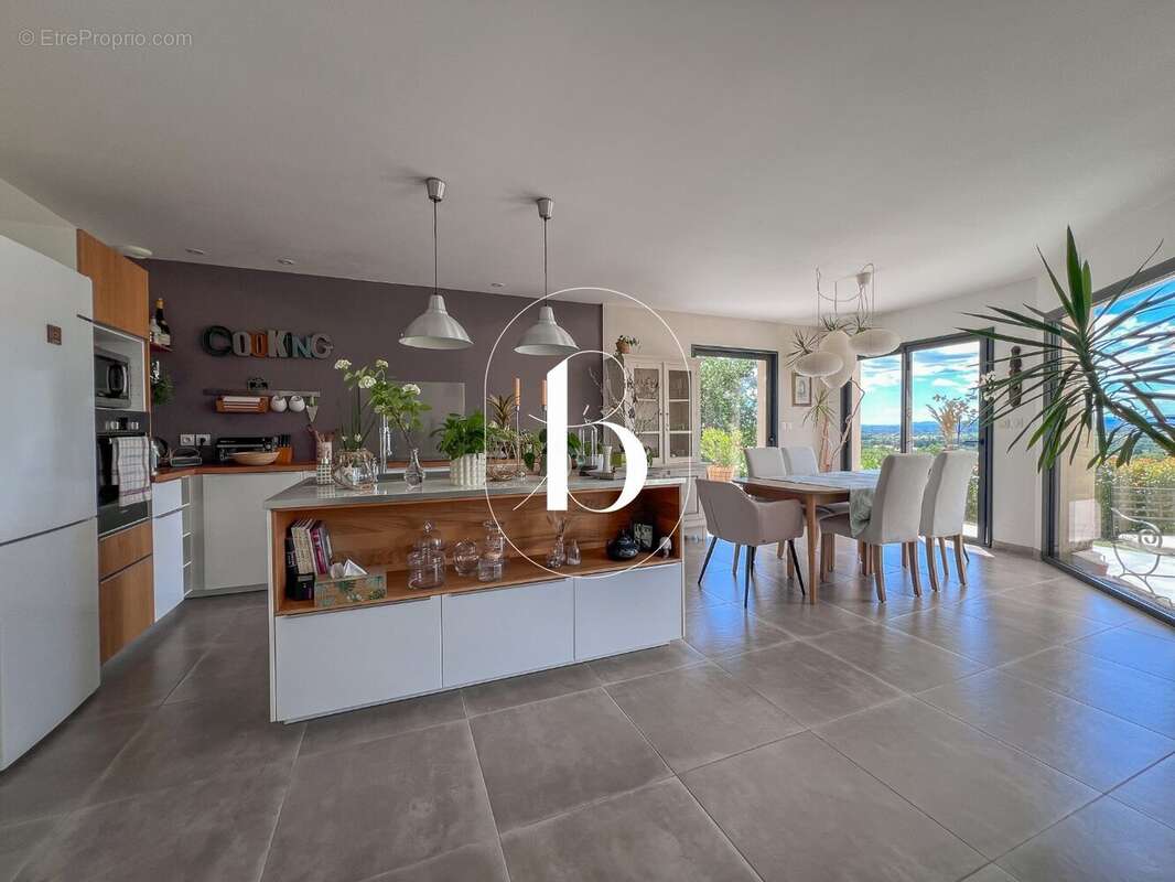 Maison 195 m² à Barjac  - photo 13