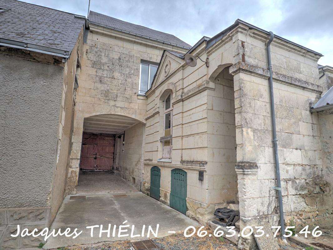 Maison à LONGUE-JUMELLES