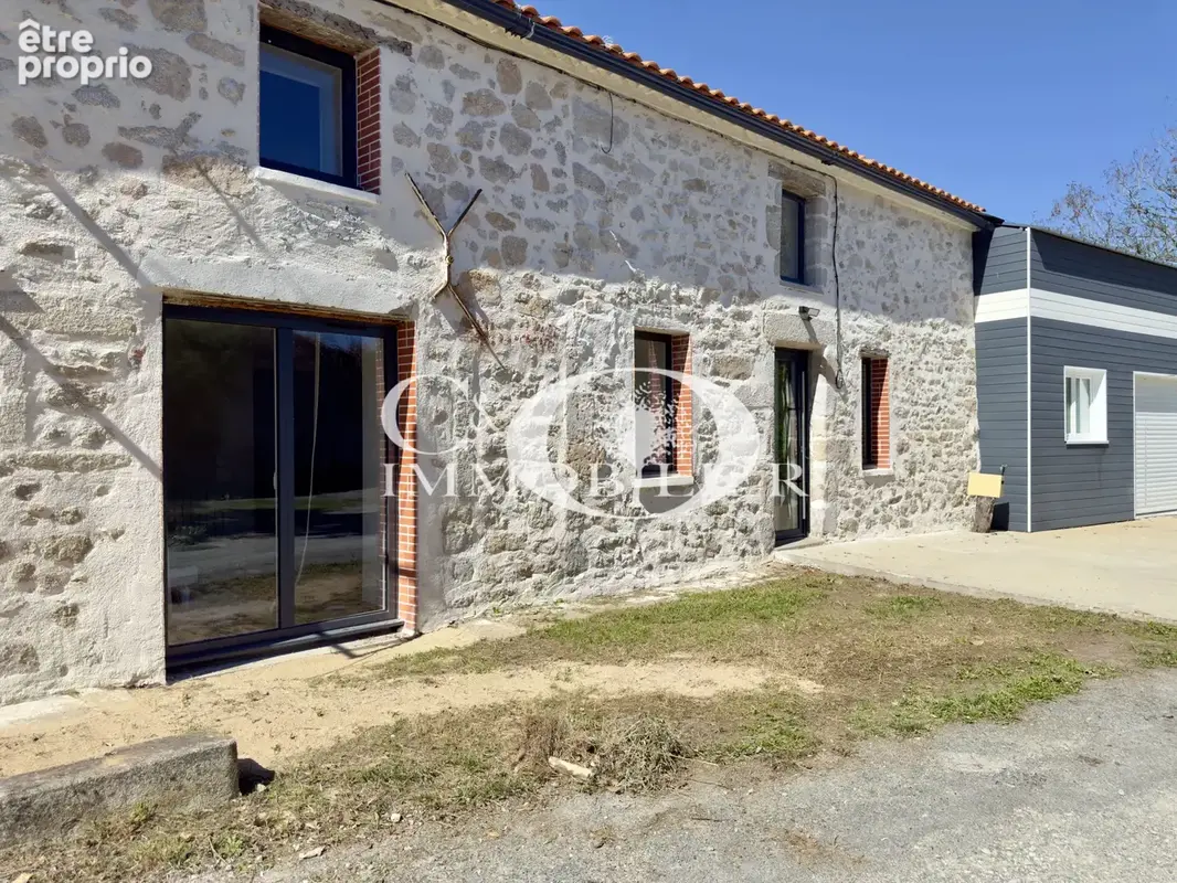 Photo Maison à Saligny au prix de 298 000€