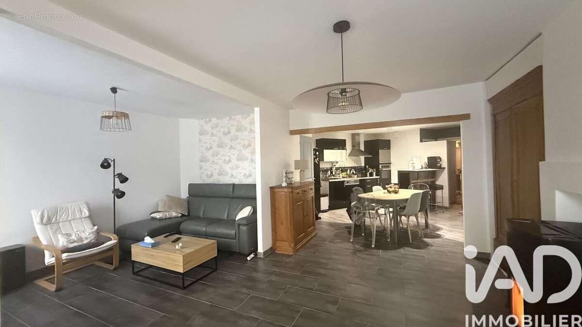 Photo 2 - Maison à VILLERS-BRETONNEUX