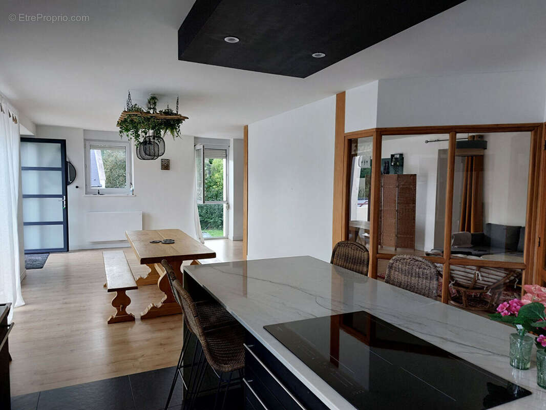 Appartement à SAINT-AVE