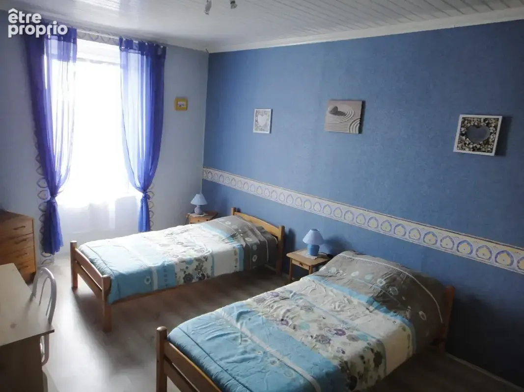 À VENDRE  ÉTEL  Immeuble avec potentiel commercial et résidentiel - photo 10