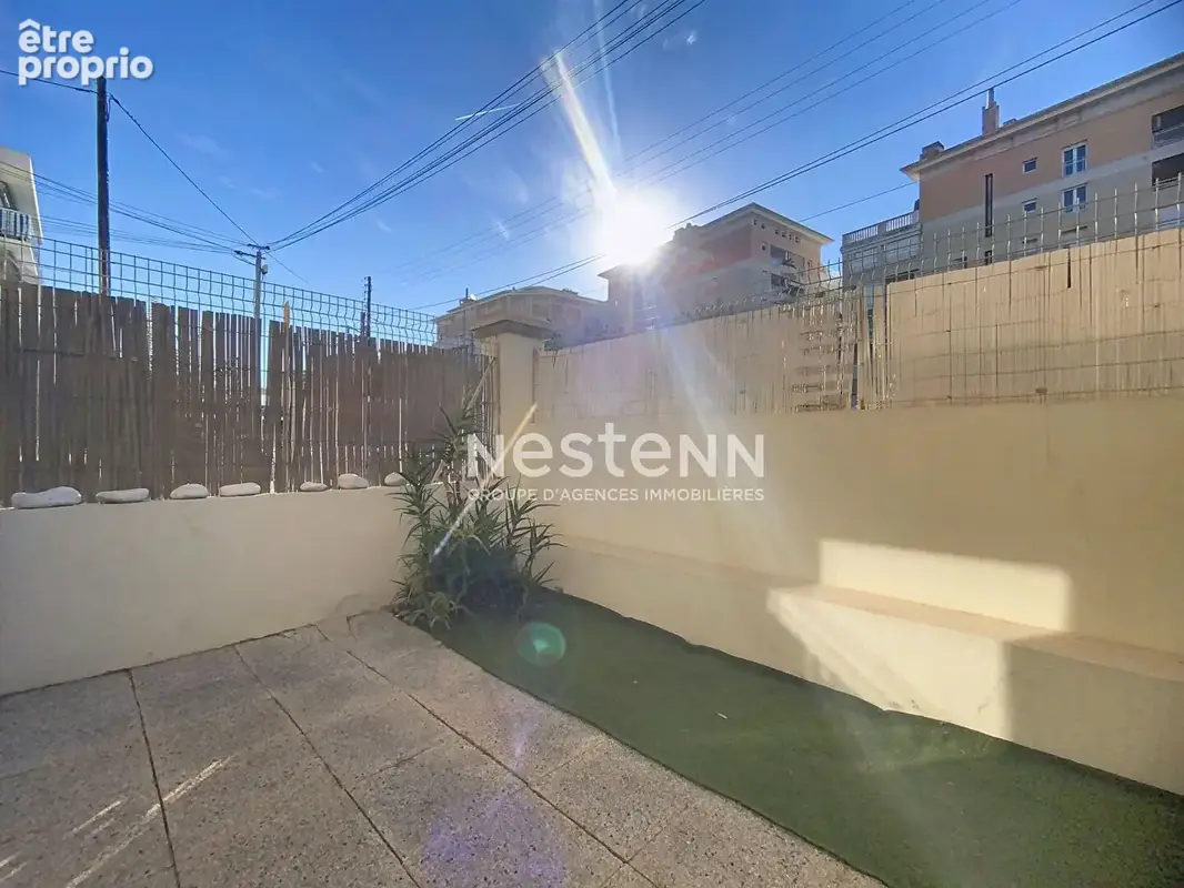 Golfe juan - studio 24 m2-  mer 3 min - veranda 8m2- jardin 10m2 - photo 3
