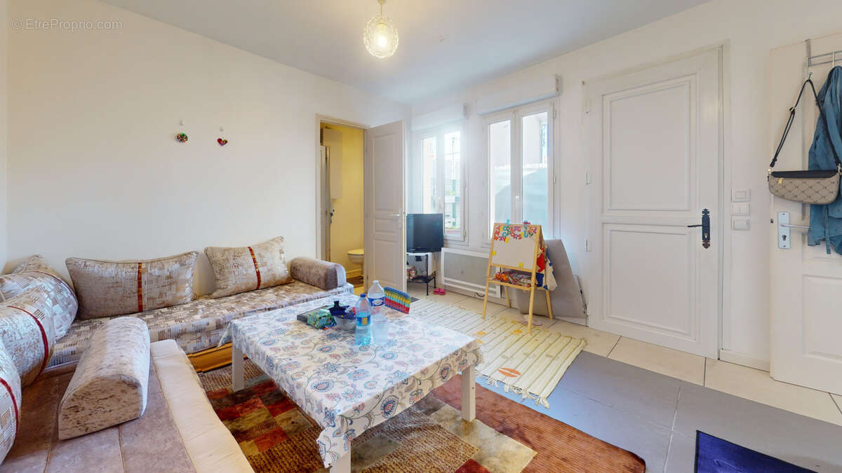 Maison à SARTROUVILLE