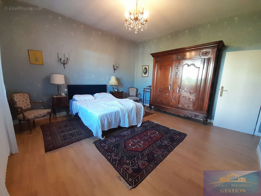 Maison à LOURDES