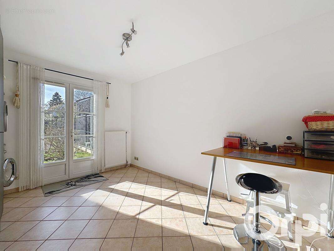 Maison à BALLAINVILLIERS