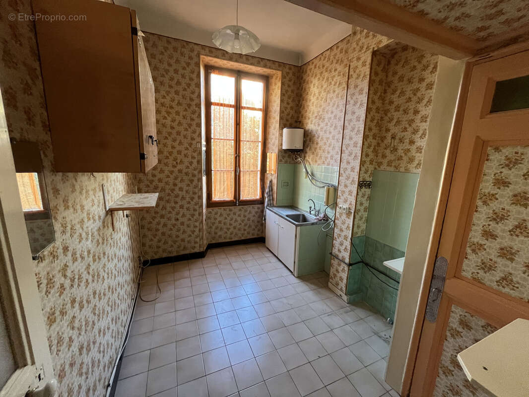 Appartement à MARSEILLE-6E
