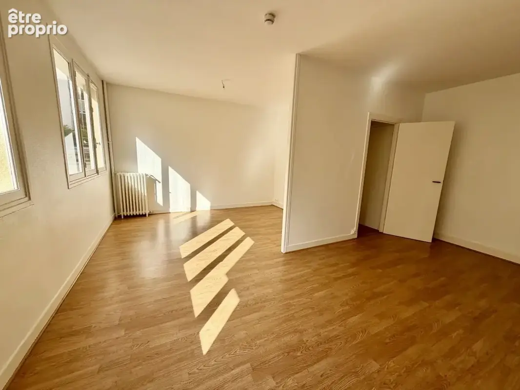 Appartement 3 pièces 56 m² à vendre à Paris-15e (75015) - photo 2