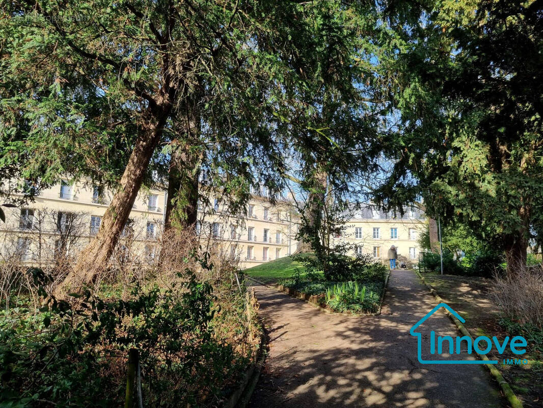 Appartement à VERSAILLES