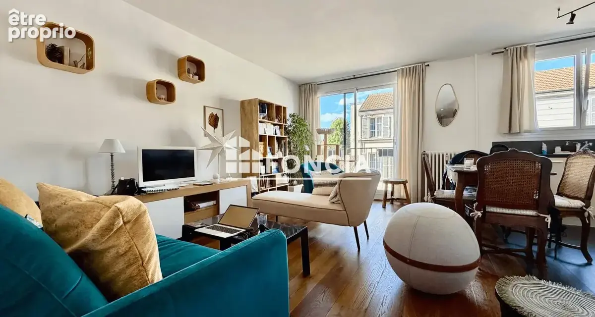 À vendre – Charmant 2 pièces entièrement rénové - photo 1