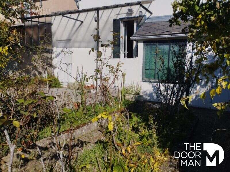 Maison à MAREUIL-SUR-ARNON