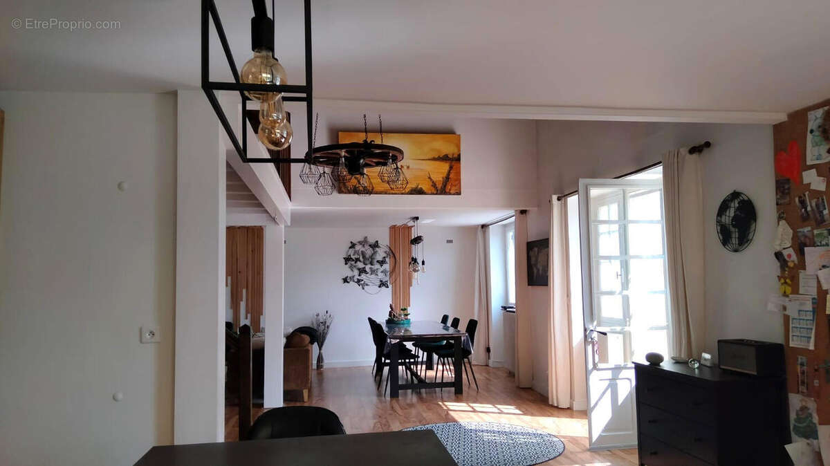 OPEN PLAN - Maison à PRESSAC