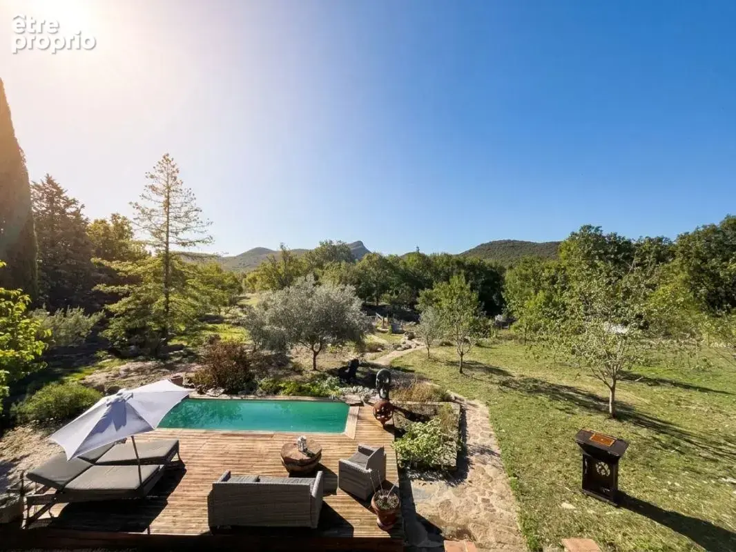 Mas en pierres LES VANS - terrain 1,8ha - photo 12