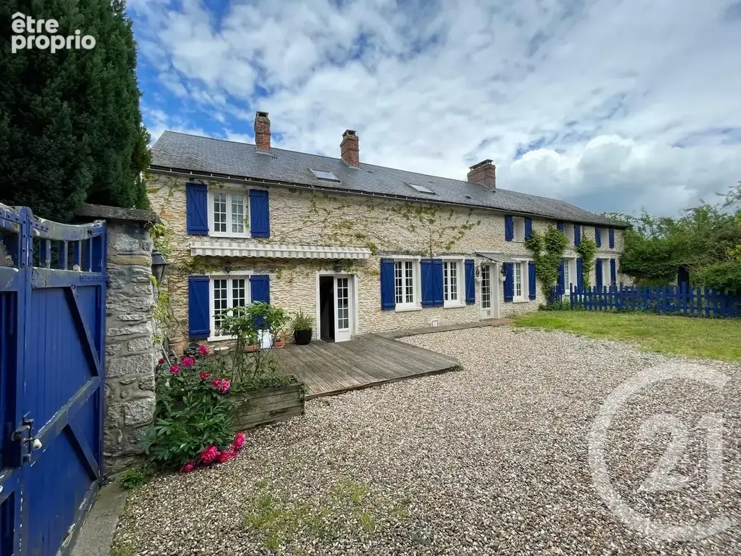 Photo Maison à Civieres au prix de 388 000€