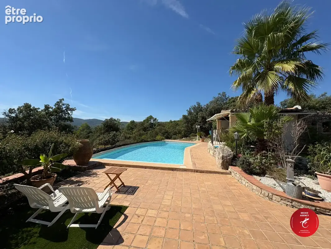 Photo Maison à Callas au prix de 649 000€