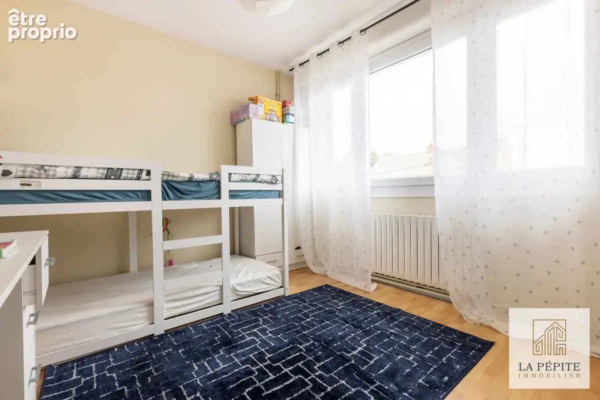 Maison en secteur résidentiel avec garage - photo 10