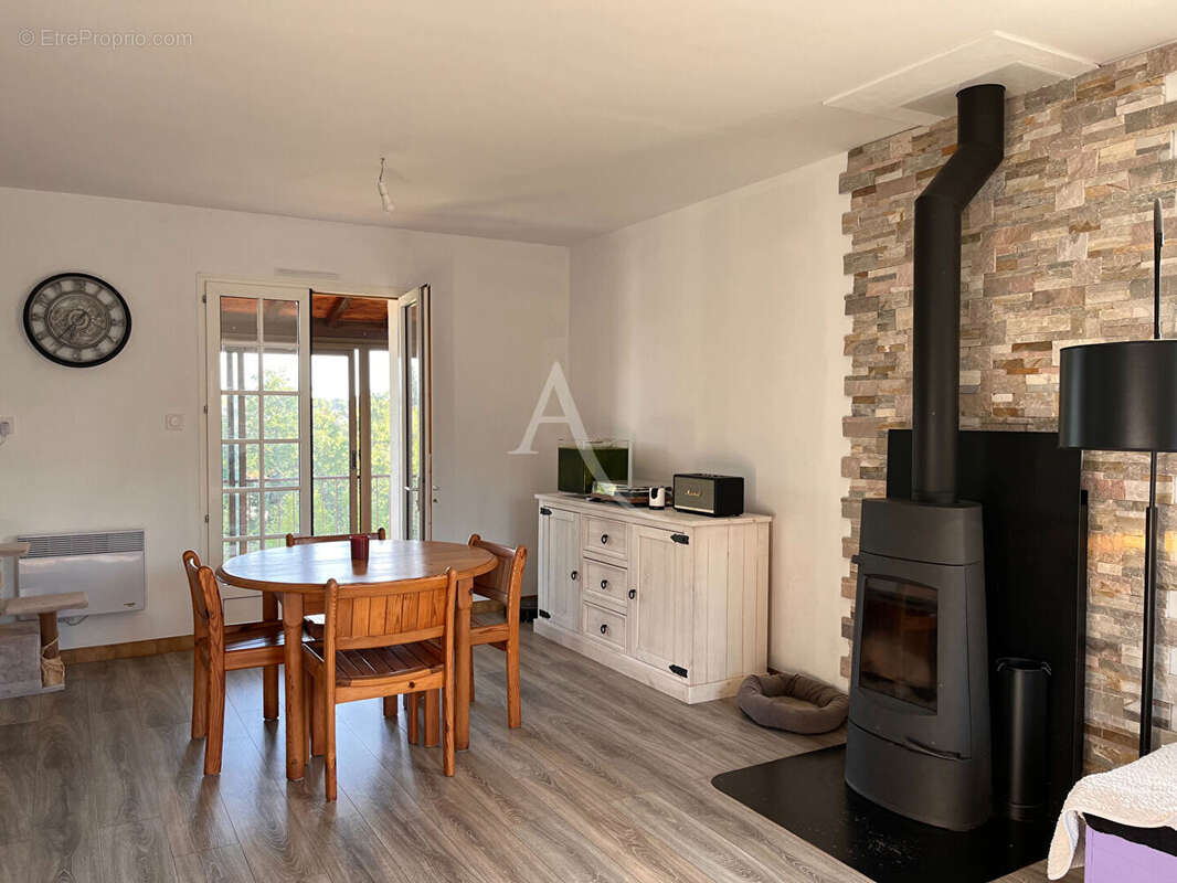 Maison à LE GIROUARD