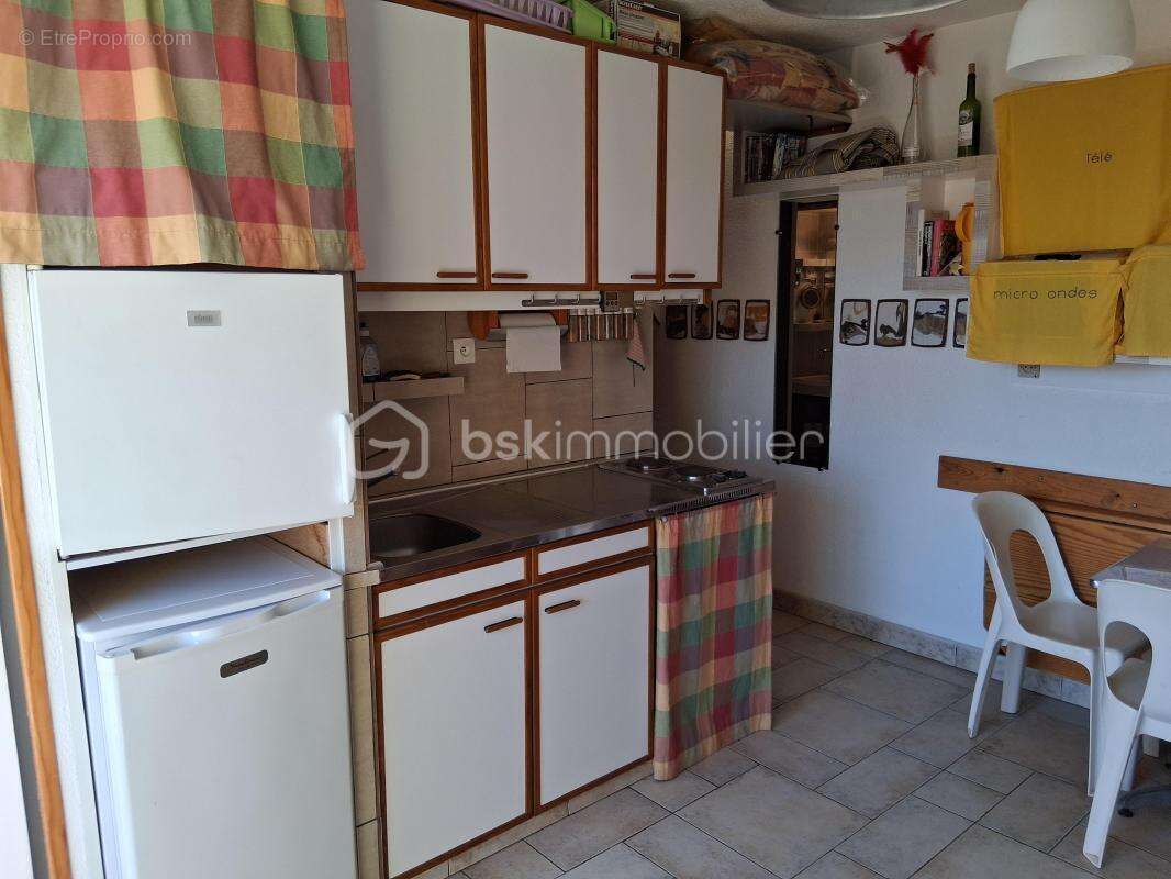 Narbonne-plage - appartement t2  au 2ème étage avec place de parking – bon etat à 100m de la plage - vendu meublé - photo 5