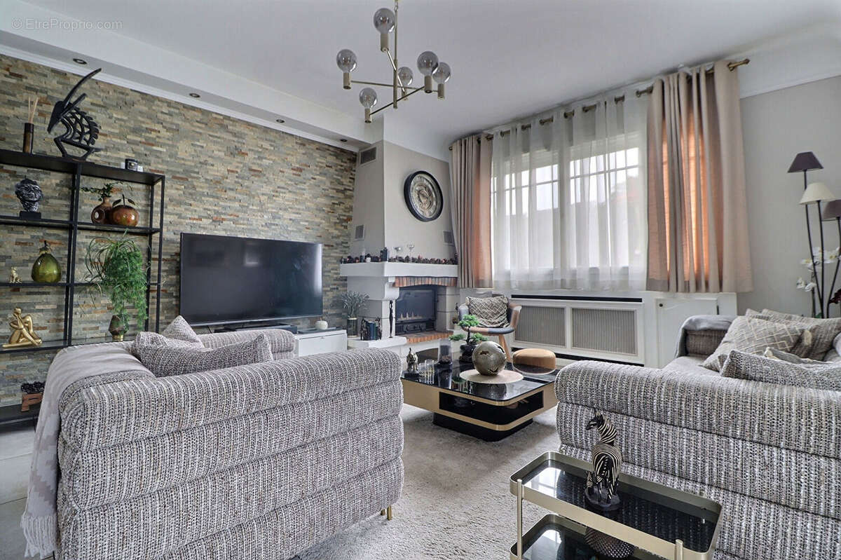 Maison à SAINT-PRIX