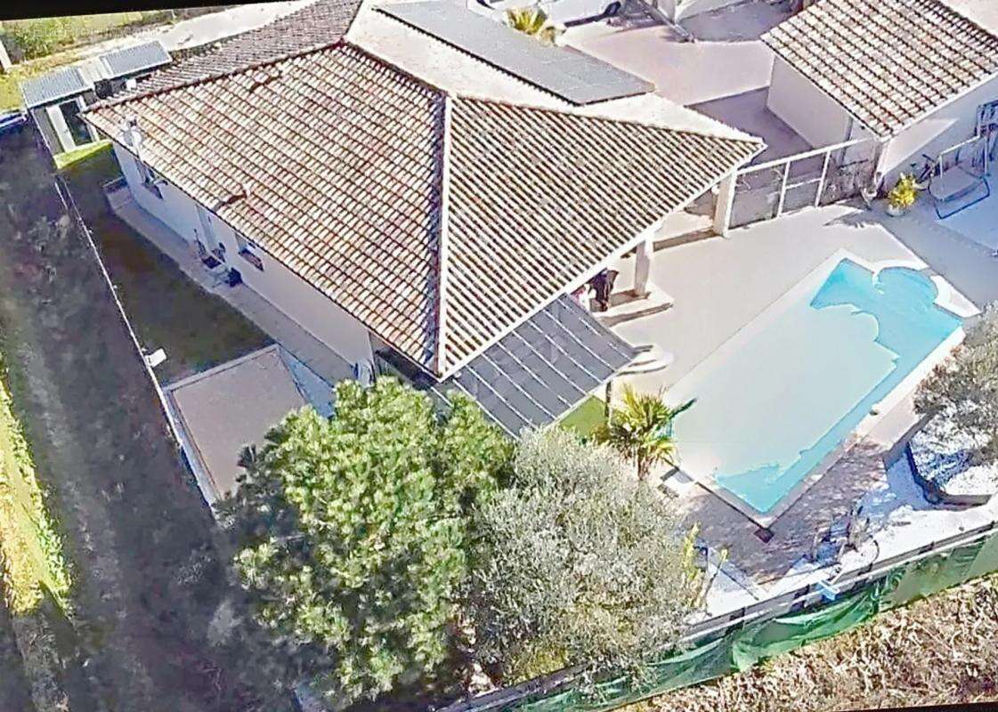 Maison à LA VILLE-DIEU-DU-TEMPLE