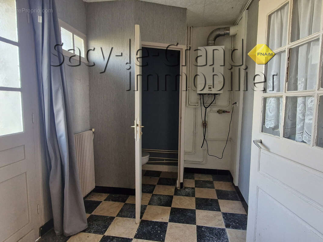 Maison à SACY-LE-GRAND