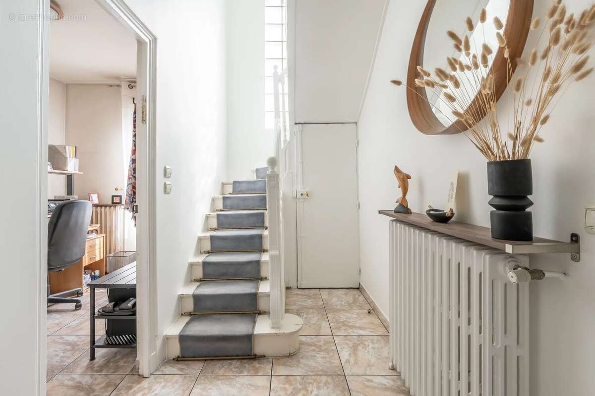 Maison à LE PERREUX-SUR-MARNE