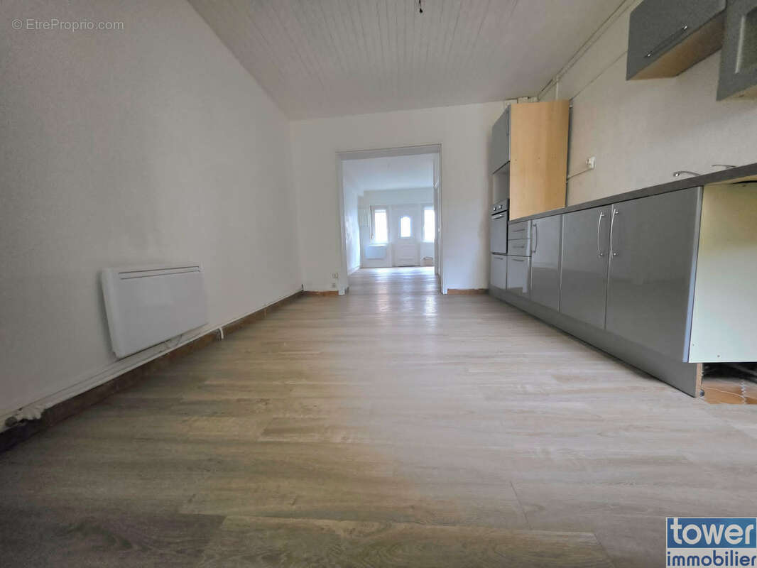 Maison de ville 70 m2   Centre d'Auchel   3 chambres - Idéal premier achat ou investissement - photo 4