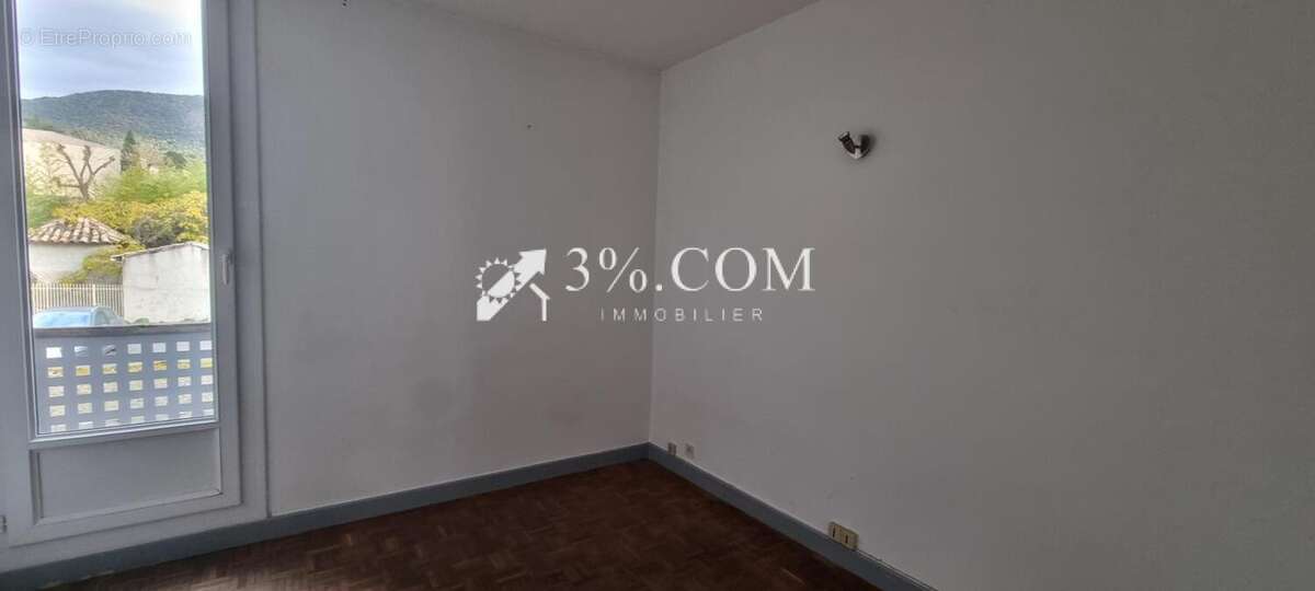 Appartement à NYONS