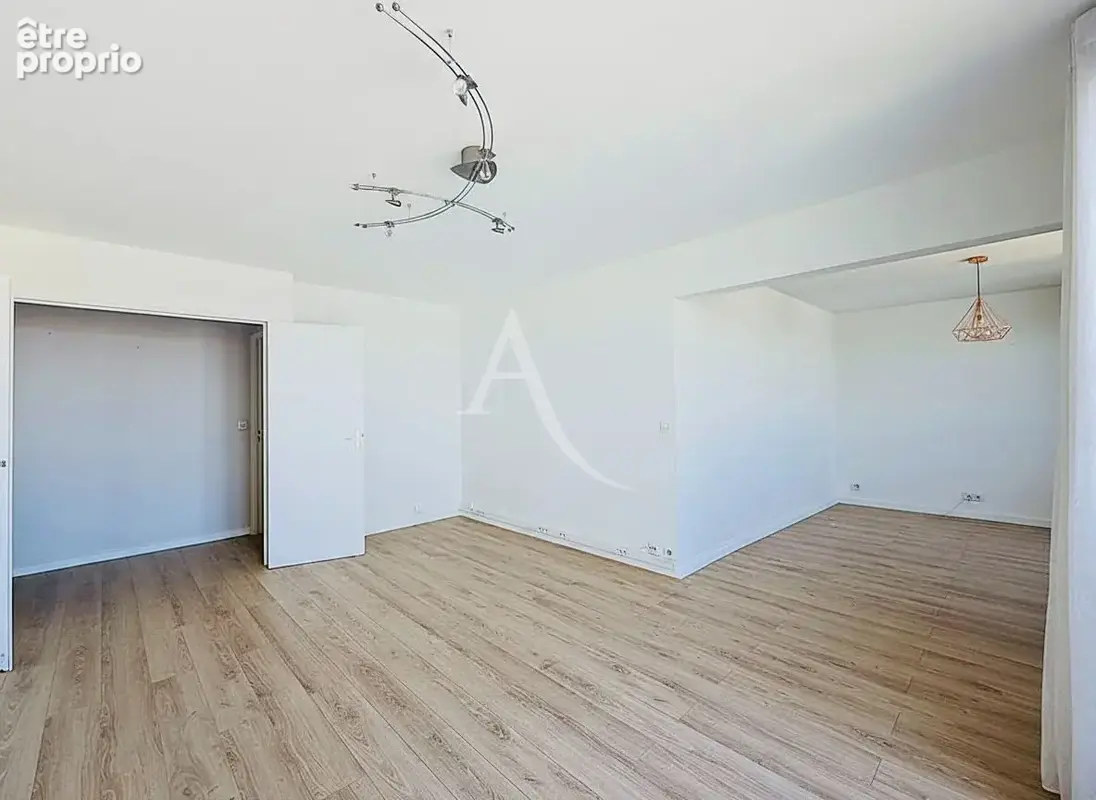 Appartement type F4 avec balcon et cave à 10min à pieds de la gare - photo 2