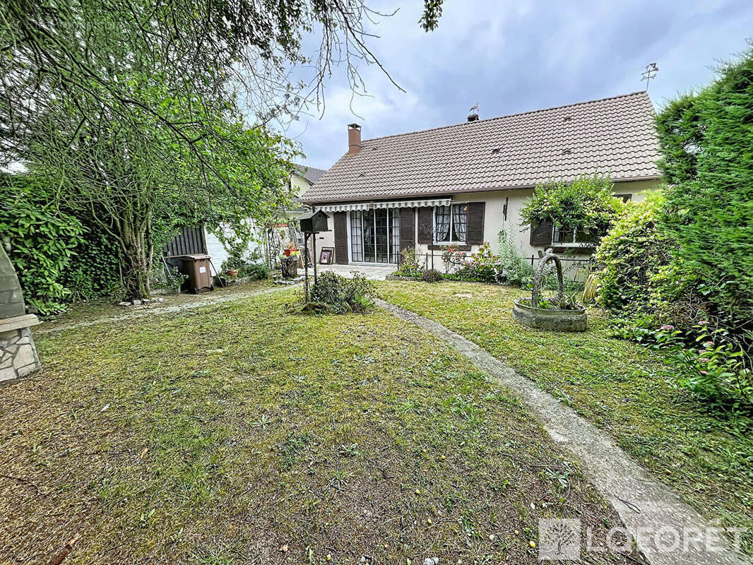 Maison à MONTGERON