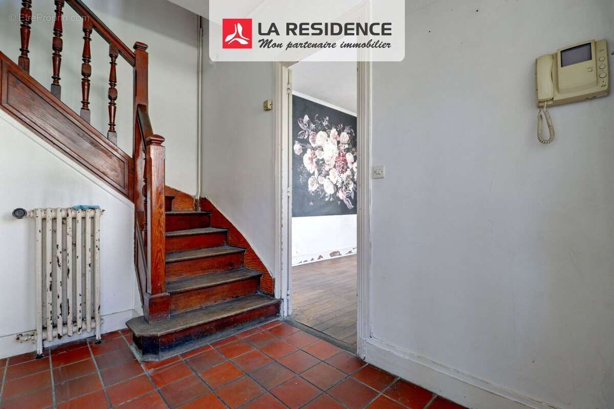 Maison 135 m² à Saint-Germain-En-Laye  - photo 3