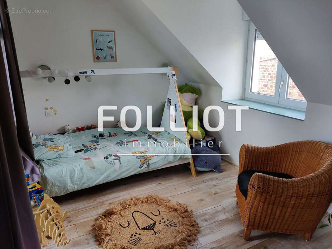 Maison à SAINT-HILAIRE-DU-HARCOUET