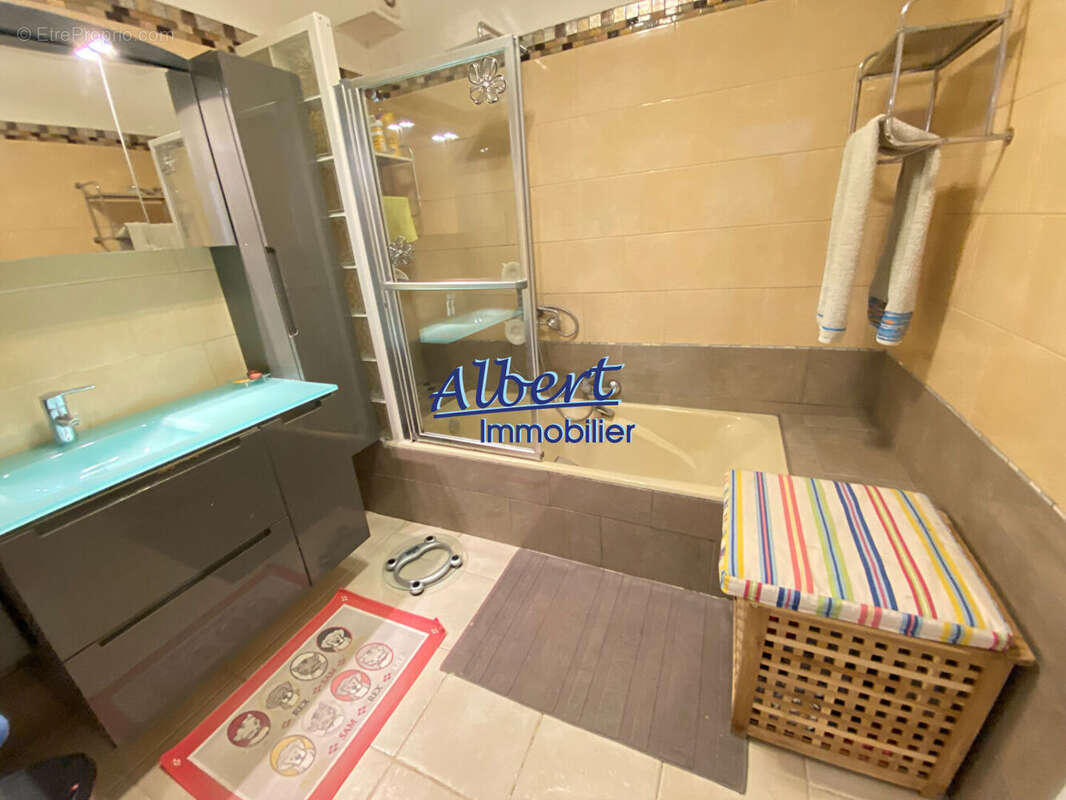 Appartement à OLLIOULES