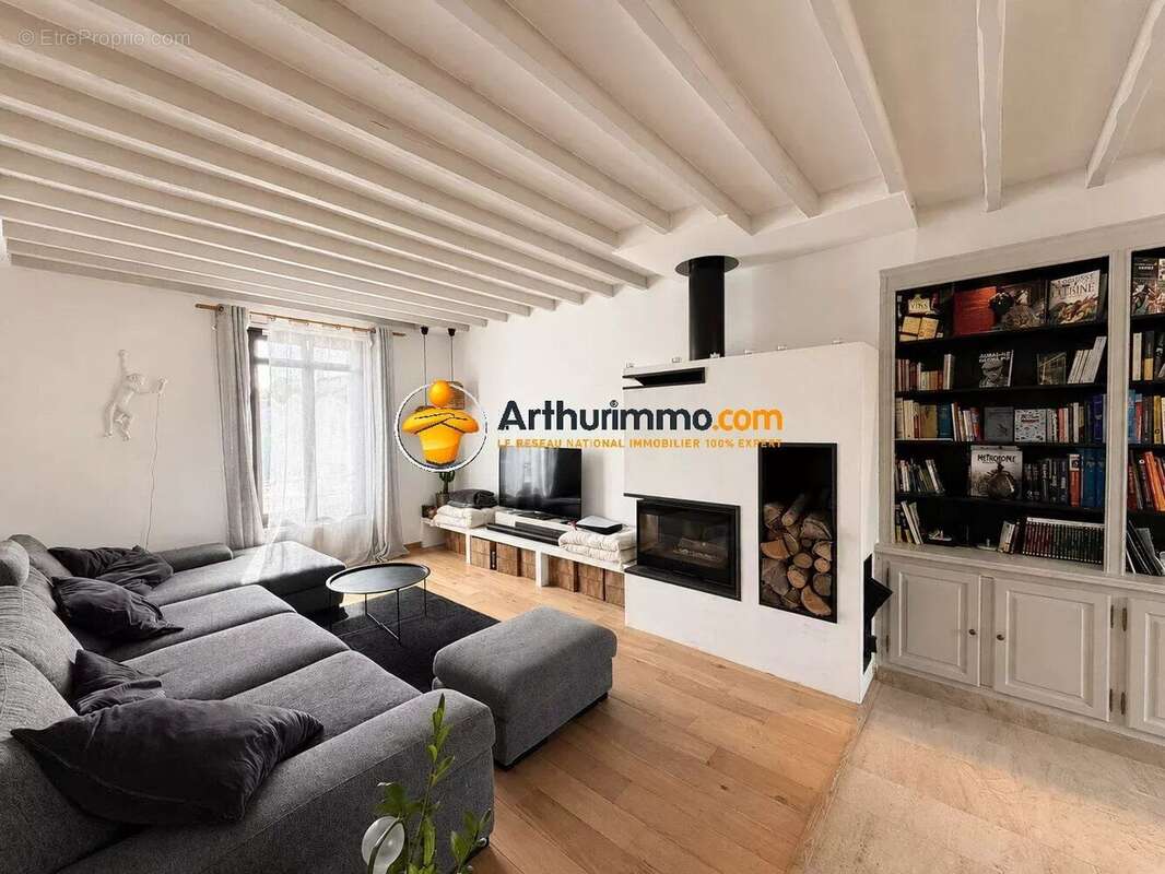 Maison à COULOMMIERS