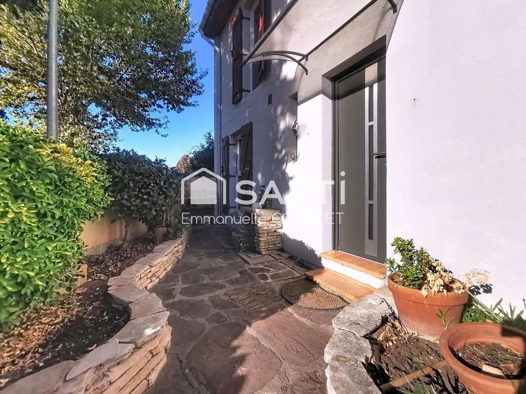 Photo 2 - Maison à MONTADY